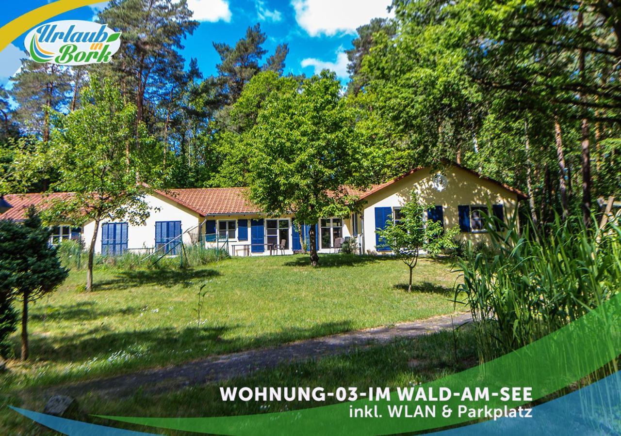 Jagd-Angler-Suite-03-Im-Wald-Am-See Kyritz Exteriör bild